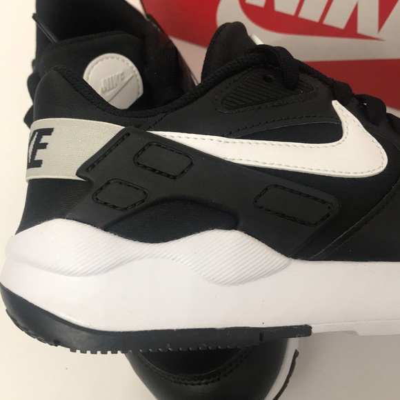 !!!!! WMNS NIKE LD VICTORY - Picture 8 of 12